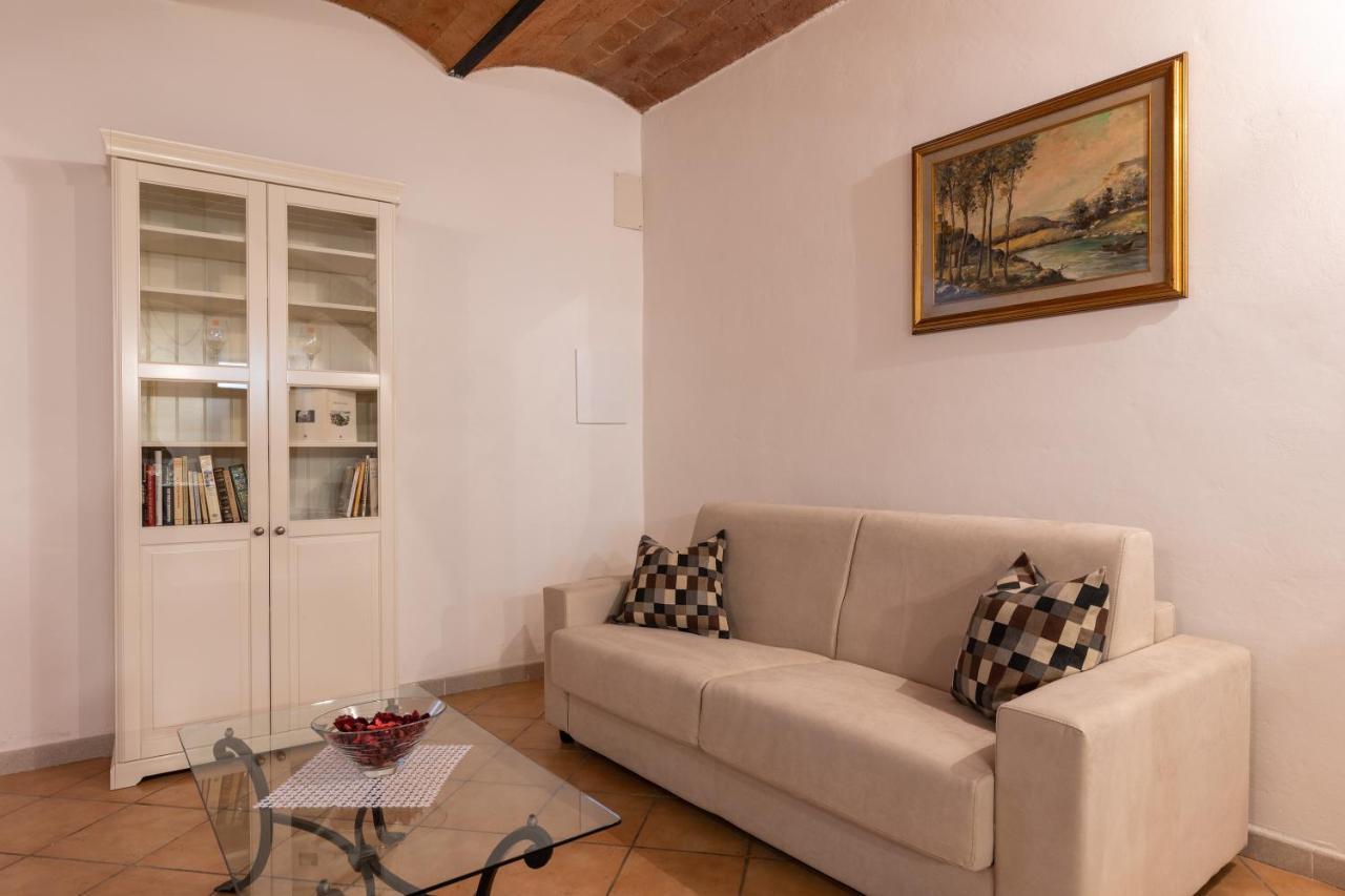Enchanting Flat With Patio In Abbadia A Isola Monteriggioni Exteriér fotografie